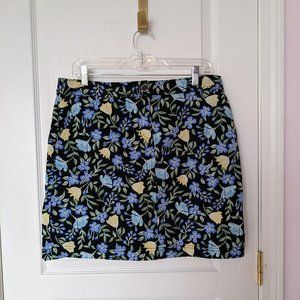 Karen Scott floral print skort, size 8